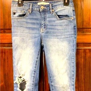 KanCan Estilo Distressed Jeans